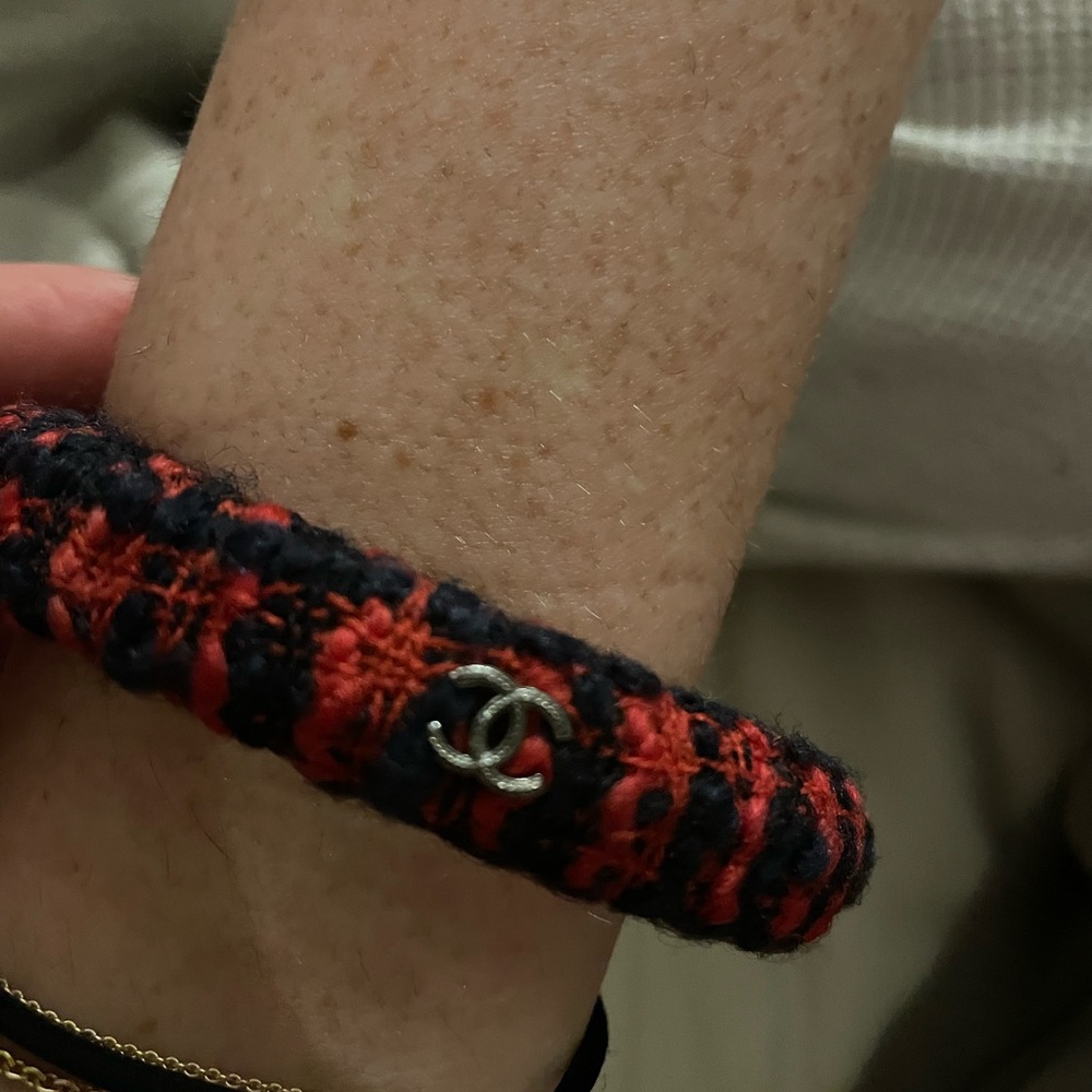 Chanel Boucle bracelet